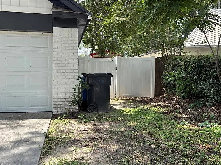855 Sunridge Point Dr #B — Photo 18