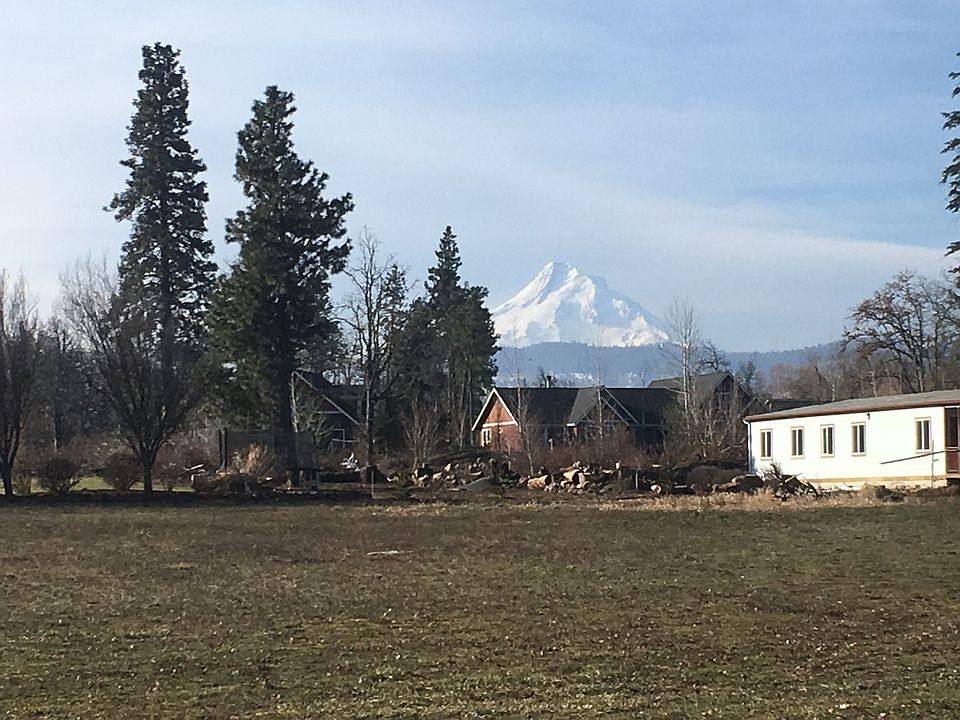 1st image of 3865 Barrett Dr