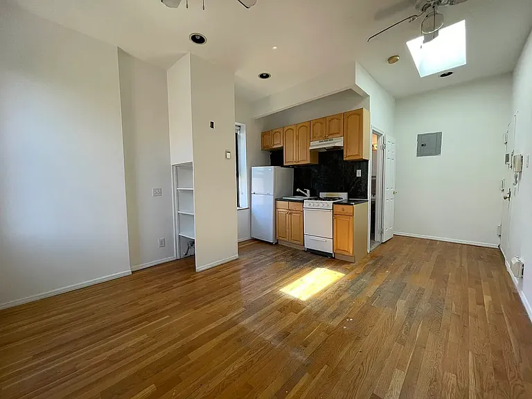 82 W 105th St #5C — Photo 3