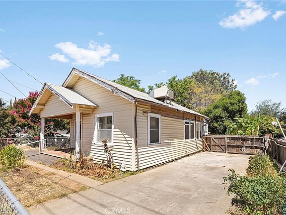 3rd image of 2350 Mesa Ave