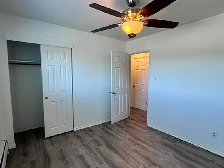 2544 Union St — Photo 52
