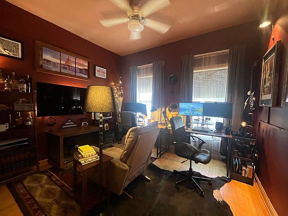 5th image of 624 E Ogden Ave APT 401