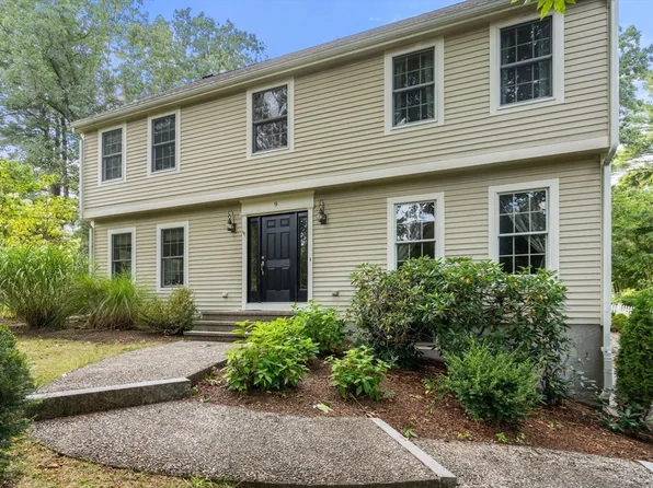 9 Arbor Cir, Natick, MA 01760