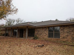 1201 Rolling Hills Dr, Harrah, OK 73045