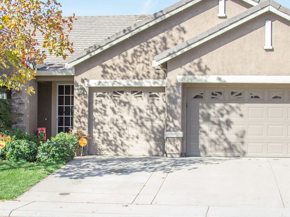 1st image of 686 Farrington Ln