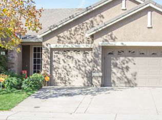 686 Farrington Ln, Lincoln, CA 95648