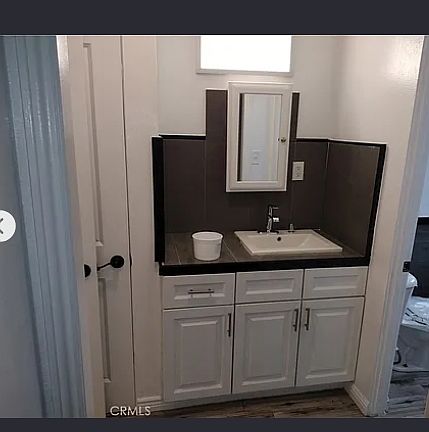 3rd image of 1040 Cedar Ave APT 2
