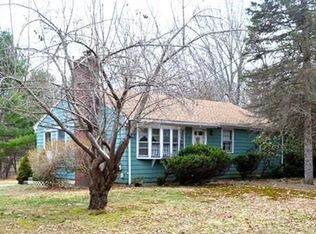 10 Cowell St, Plainville, MA 02762