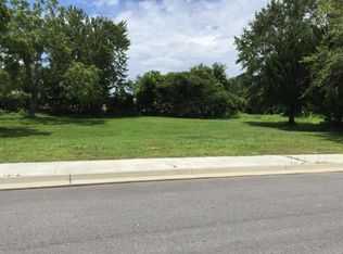 371 Oak St, Biloxi, MS 39530