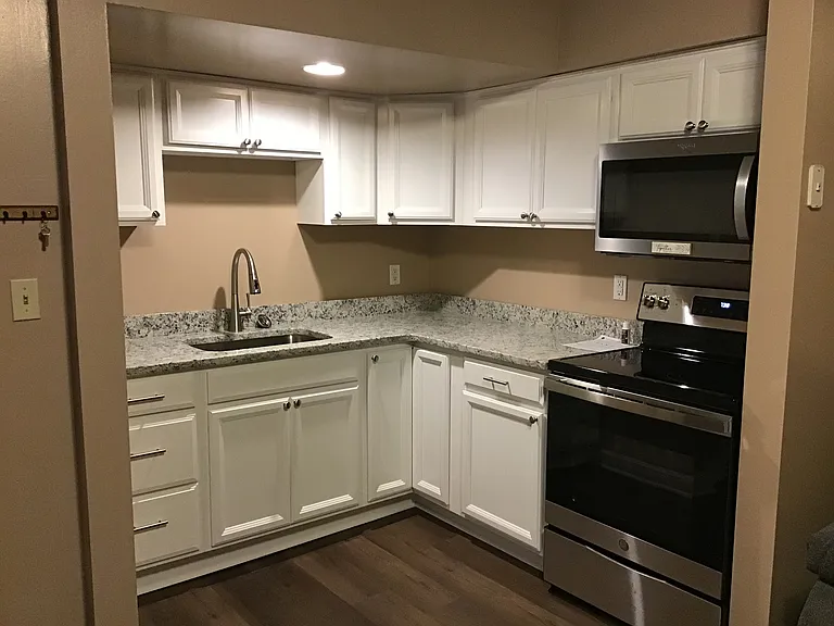 210 N Kent St #A — Photo 3