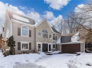 24725 Lake Rd, Bay Village, OH 44140