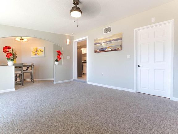 5th image of 1511 W Cochise Dr