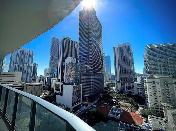 45 SW 9th St APT 1206, Miami, FL 33130