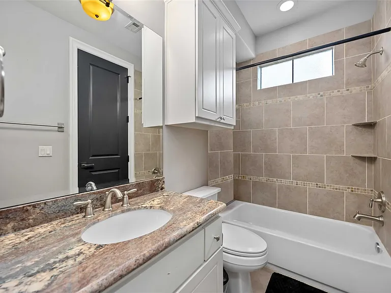 328 Bomar St — Photo 7