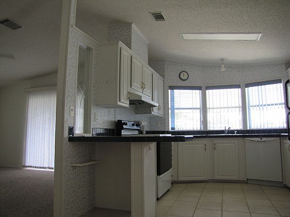 4th image of 1570 Sea Gull Dr
