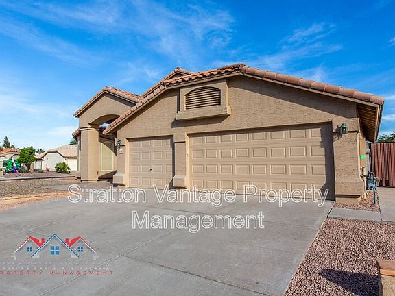 3rd image of 1219 S Ash Ct
