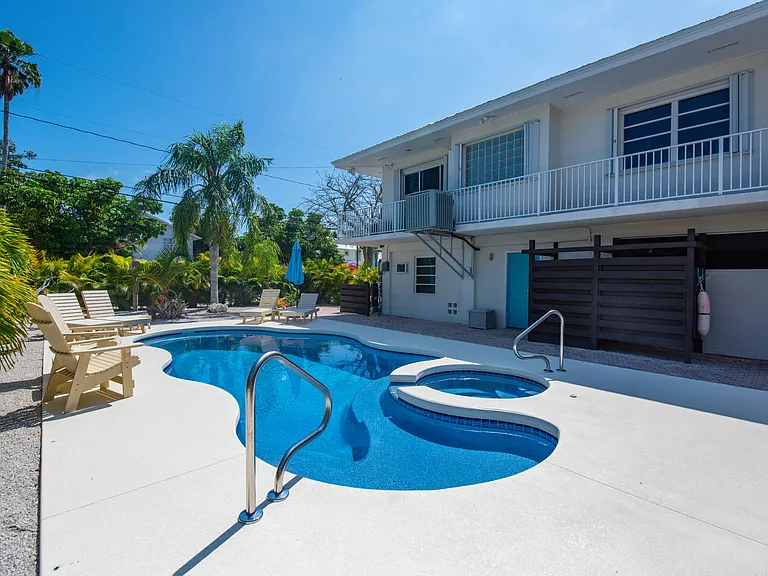 17375 Jamaica Ln — Photo 36