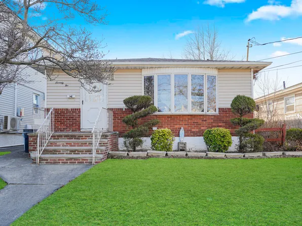 72 Leverett Avenue image 1 of 37