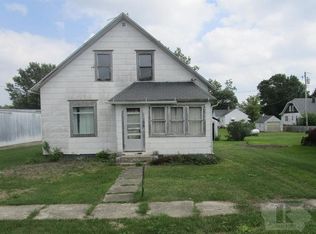 34 Bush Ave, Woden, IA 50484