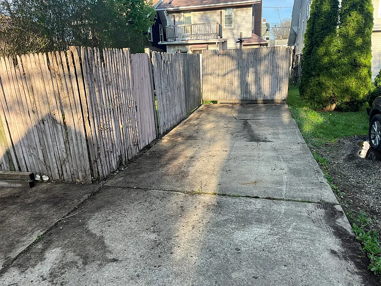 825 Smith Ave NW — Photo 34