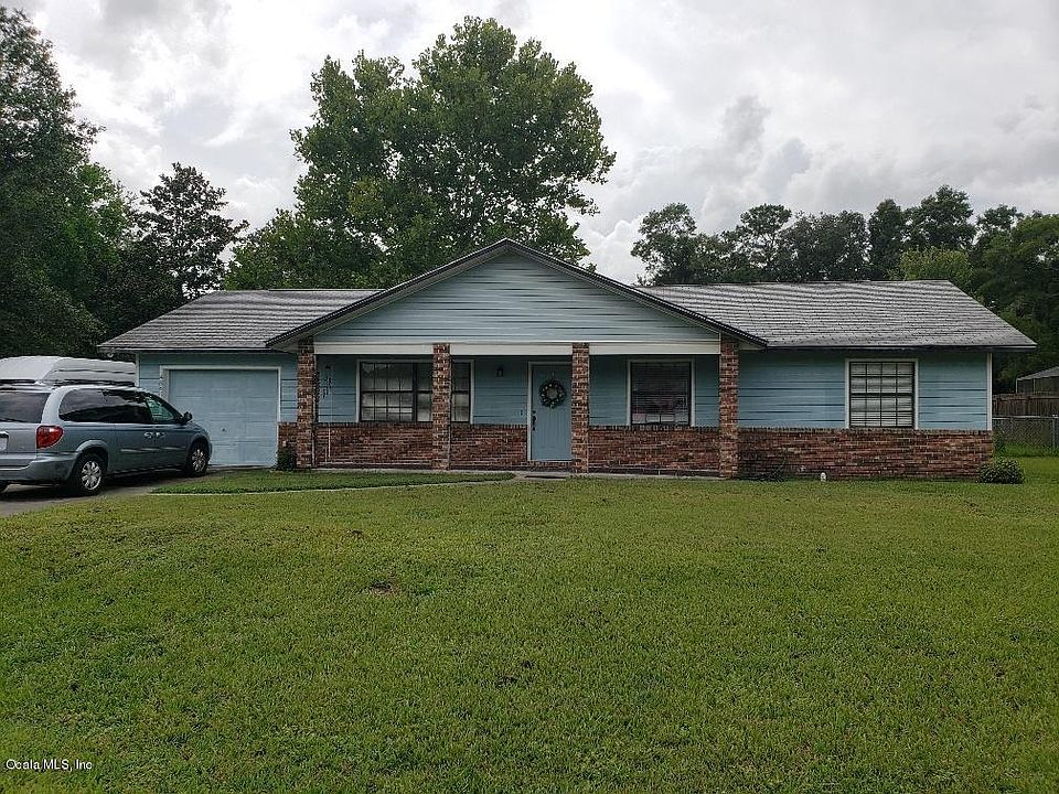 1st image of 4866 NE 26th Ter