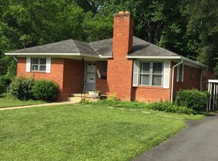 2306 Whitcomb Pl, Falls Church, VA 22046