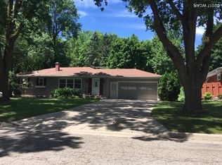1424 Grace Ave SW, Willmar, MN 56201