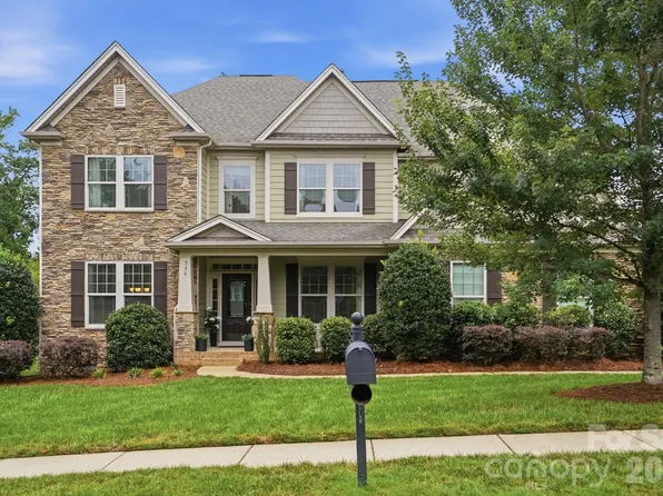 534 Iron Horse Ln, Midland, NC 28107