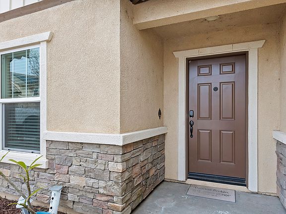 4th image of 25227 Desperado Ct