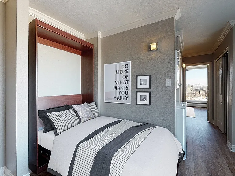 Latitude 40 — Photo 36