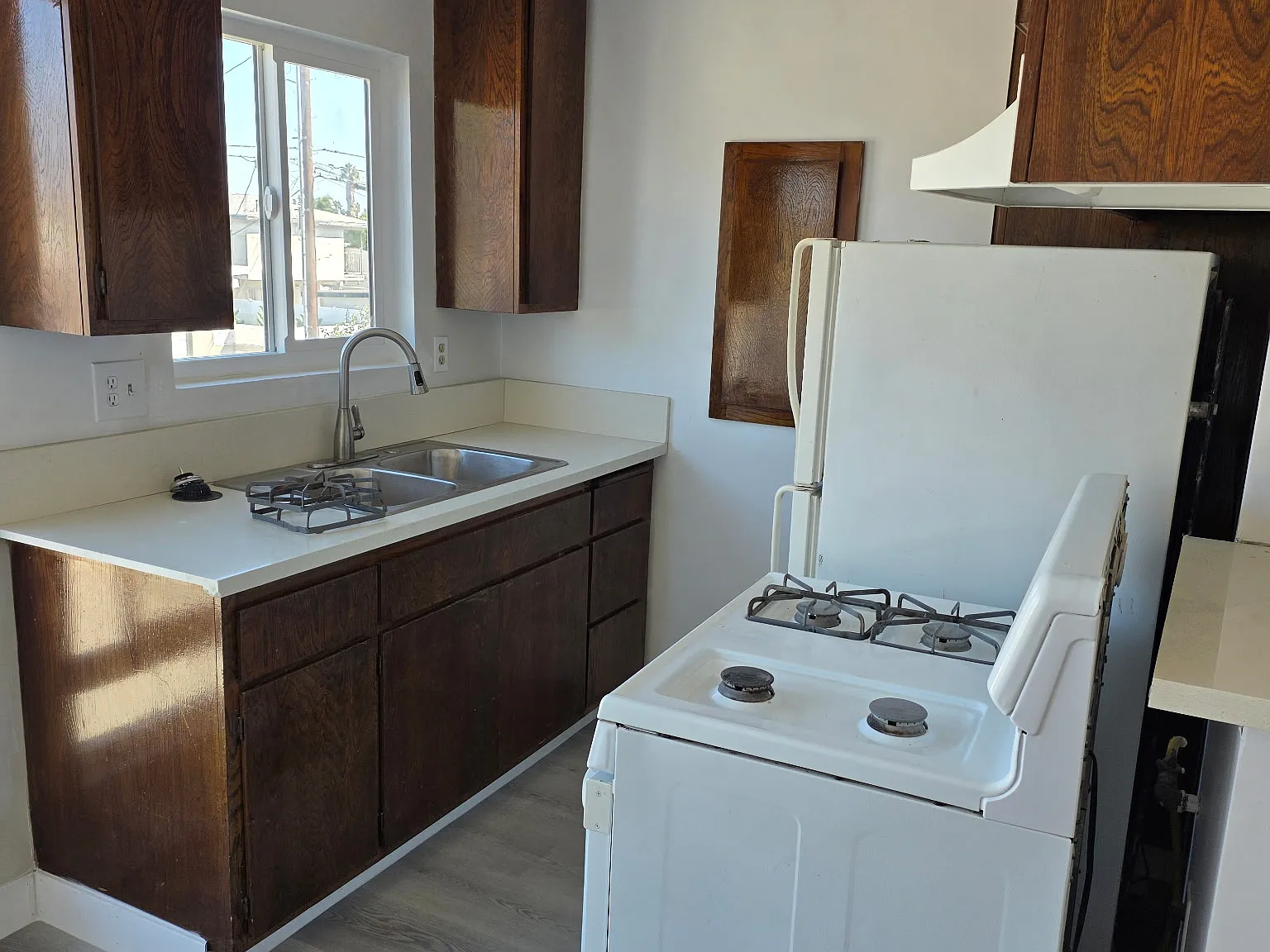 1 bed, 800 sqft, $1,850 — Photo 2