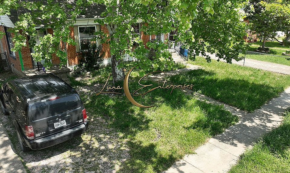 1st image of 2929 Falls Dr