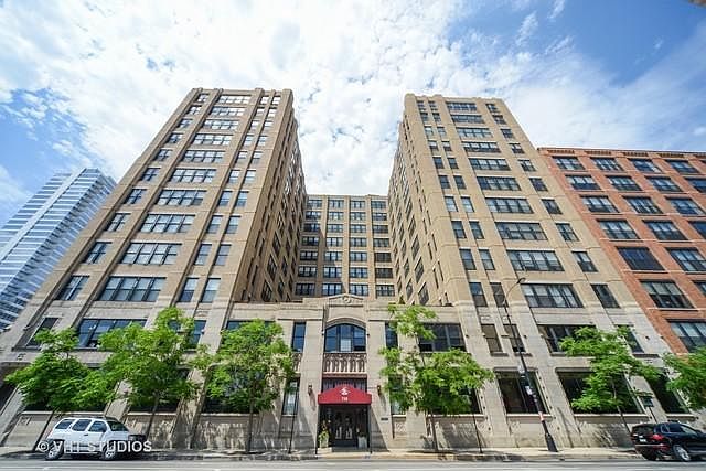 1st image of 728 W Jackson Blvd APT 518