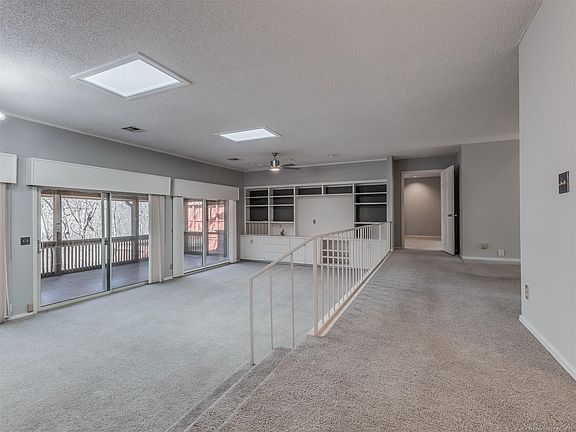 5th image of 603 Oakridge Dr