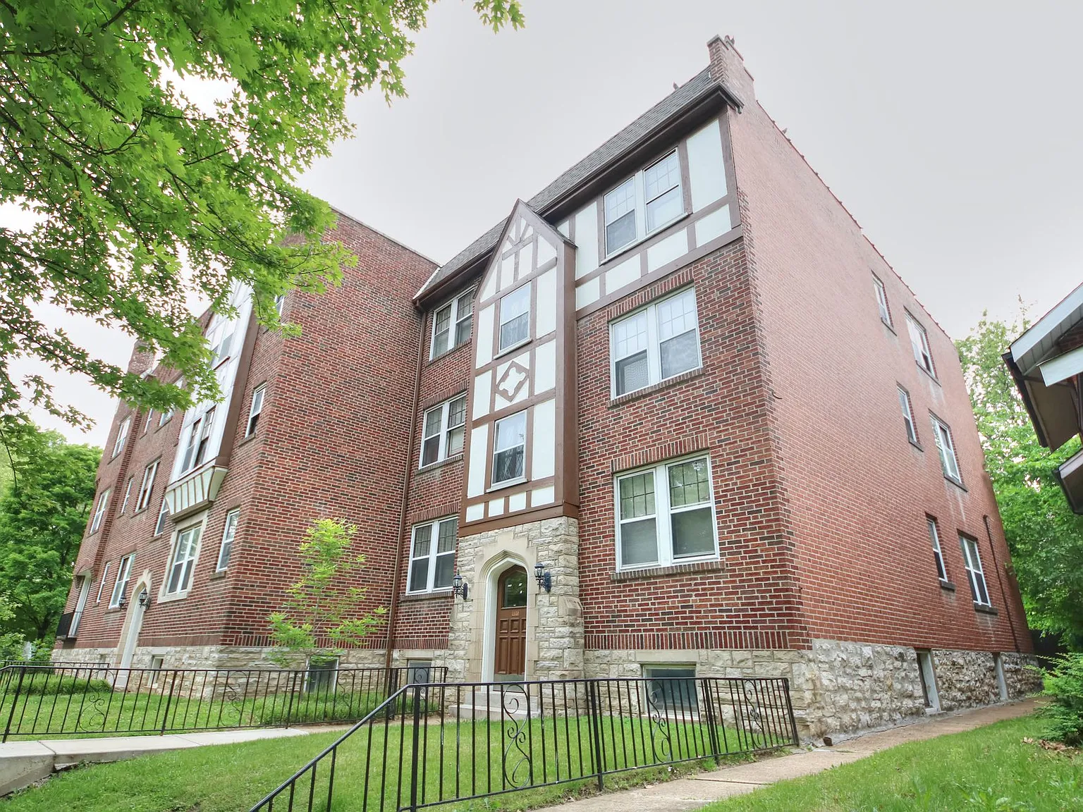 Apartment for Rent in Bevo Mill — Photo 1