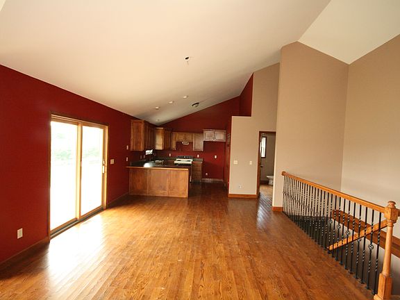 5th image of 25847 Giles Road