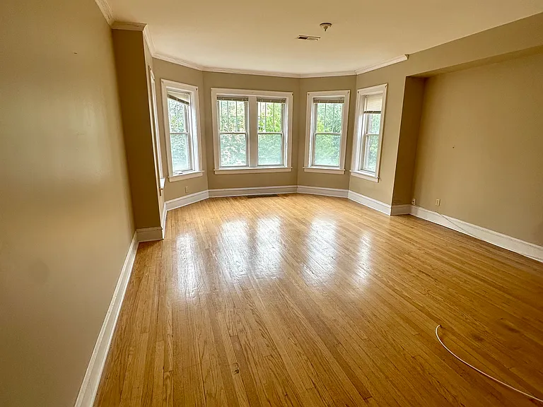 2249 W Arthur Ave #3 — Photo 2