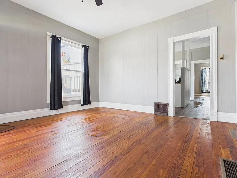200 E Gay St #B — Photo 3