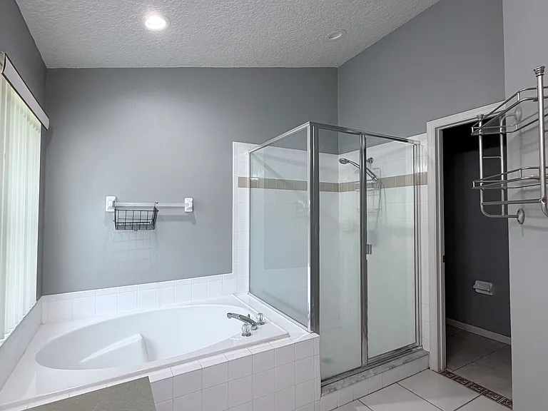 10808 Flycast Cir — Photo 7