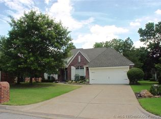 8514 E 83rd St, Tulsa, OK 74133