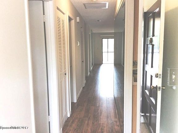 4th image of 2742 Demaret Dr #511