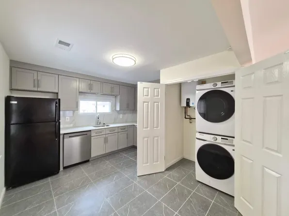 384 Alter Ave Floor 2, Staten Island, NY 10305