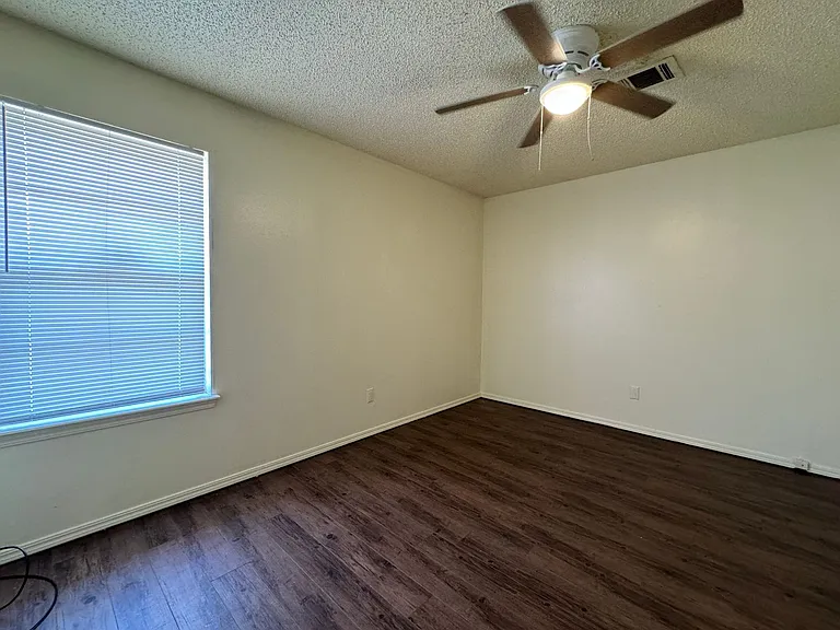 6124 SW Oak Cliff Ave — Photo 5