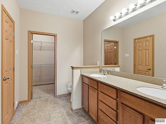 3rd image of 4203 N 176th St