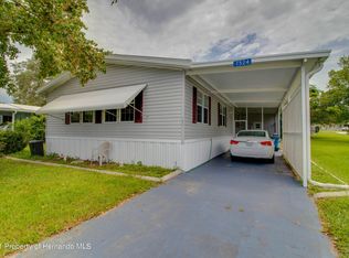7524 First Circle Dr, Brooksville, FL 34613