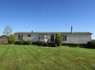 3359 Galbraith Line Rd, Yale, MI 48097