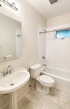 518 Hamilton St #1 — Photo 8