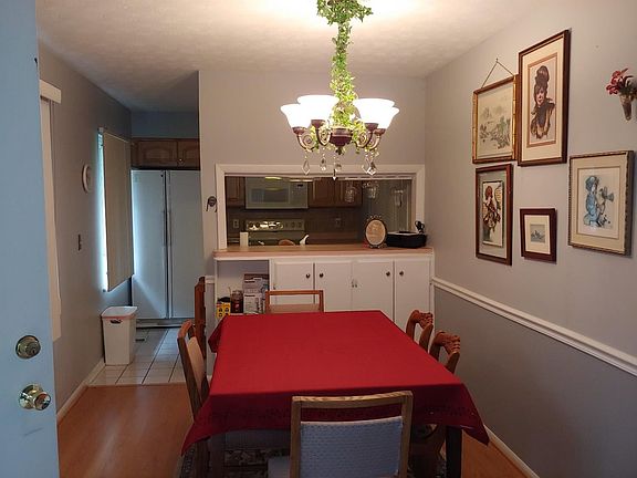 4th image of 54 Horizon Ct #32-H1