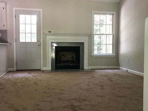 2nd image of 27 White Oak Dr