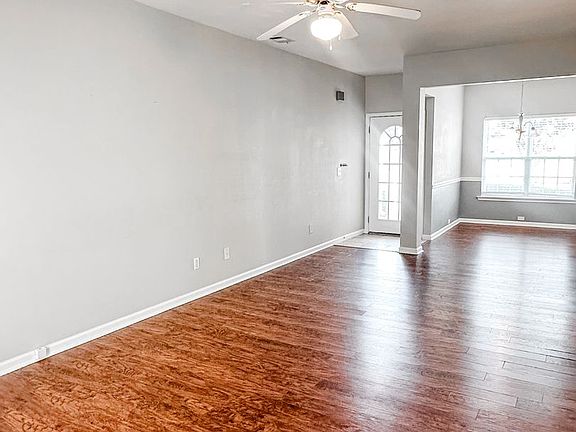 3rd image of 4643 Blue Iris Way